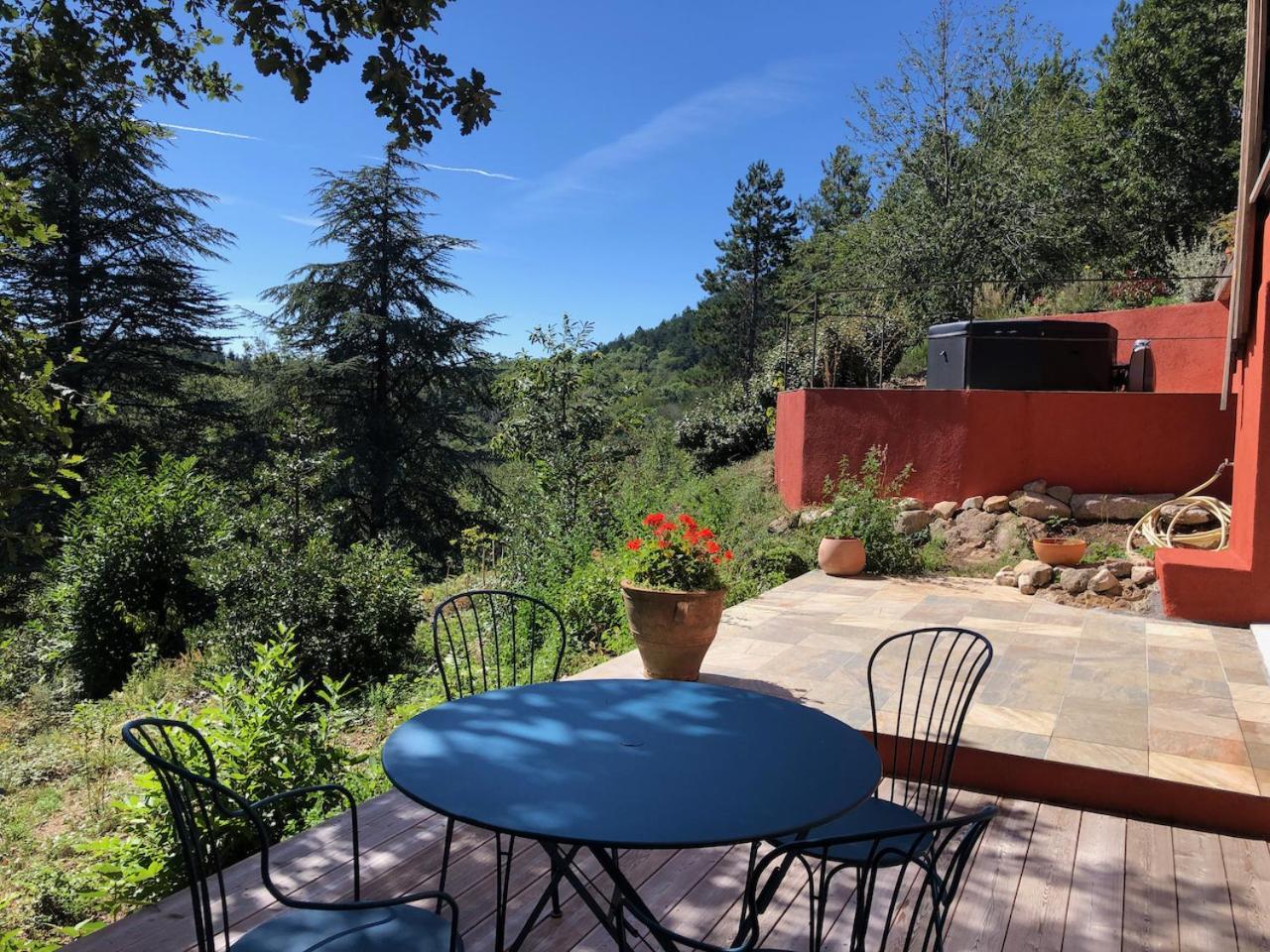 Bed and Breakfast Reve D'Etoiles Saint-Laurent-de-Cerdans Екстер'єр фото